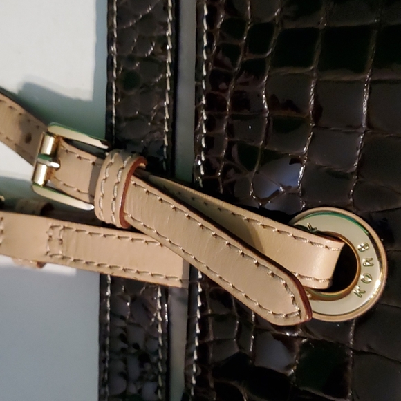 Michael Michael Kors women's chocolate brown scaled texture Lg tote bag - Picture 3 of 6